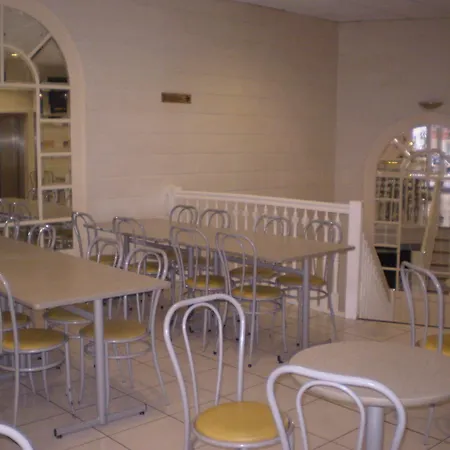 De Paris Ξενοδοχείο