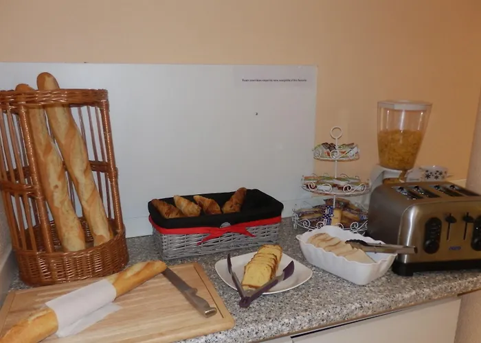 De Paris ホテル 3*