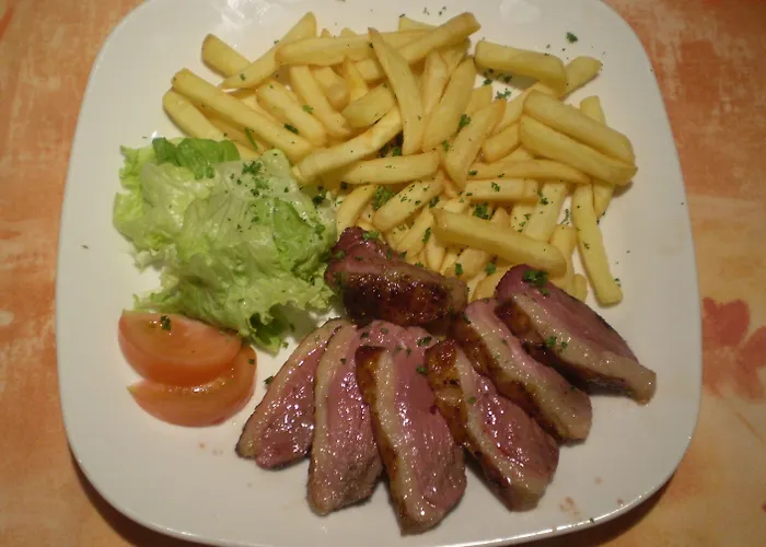 De Paris ホテル 3*