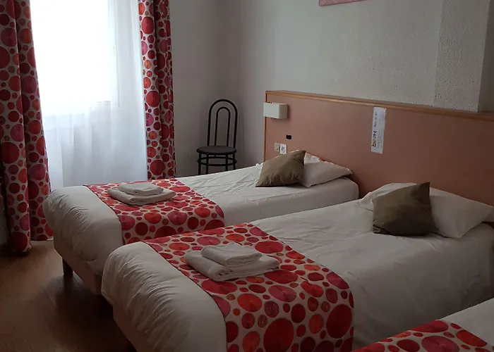 De Paris Hotel Lurdy