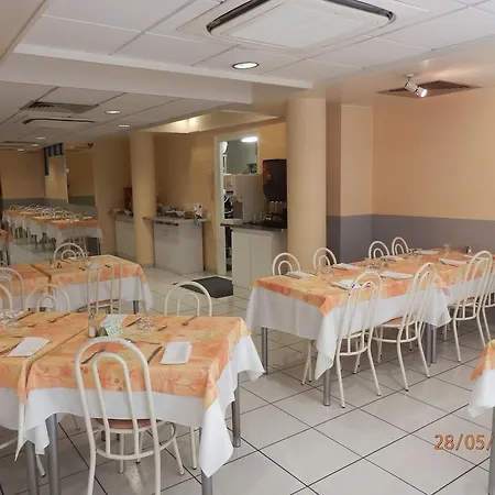 De Paris Λούρδη